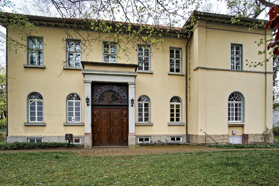 Historische Zeichnung und Bausubstanz des Gartenhauses